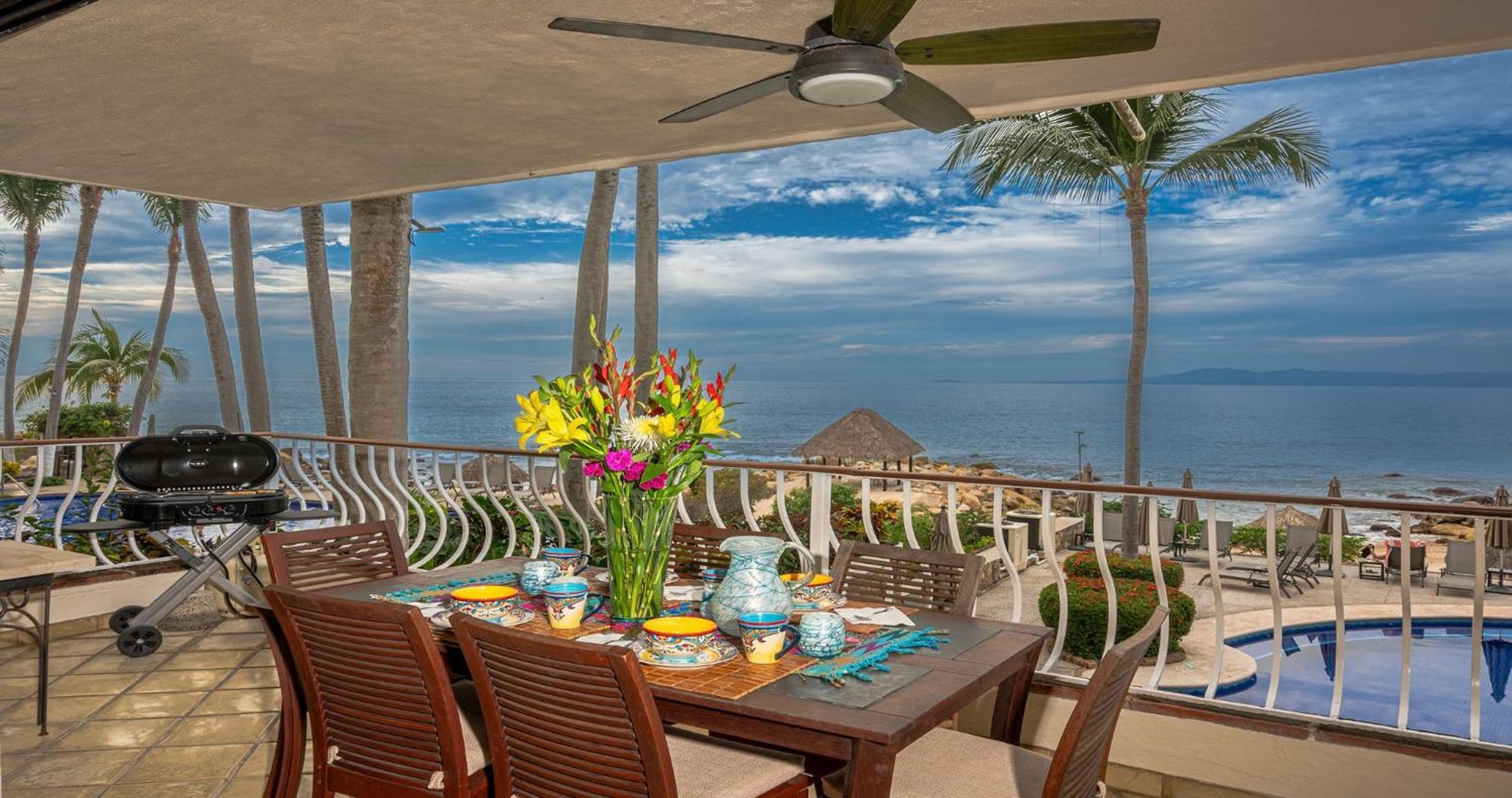 Ocean Front, 3 Bedroom, 3 Bathroom, Casa Natalia, Playa Esmeralda Puerto Vallarta Exterior photo